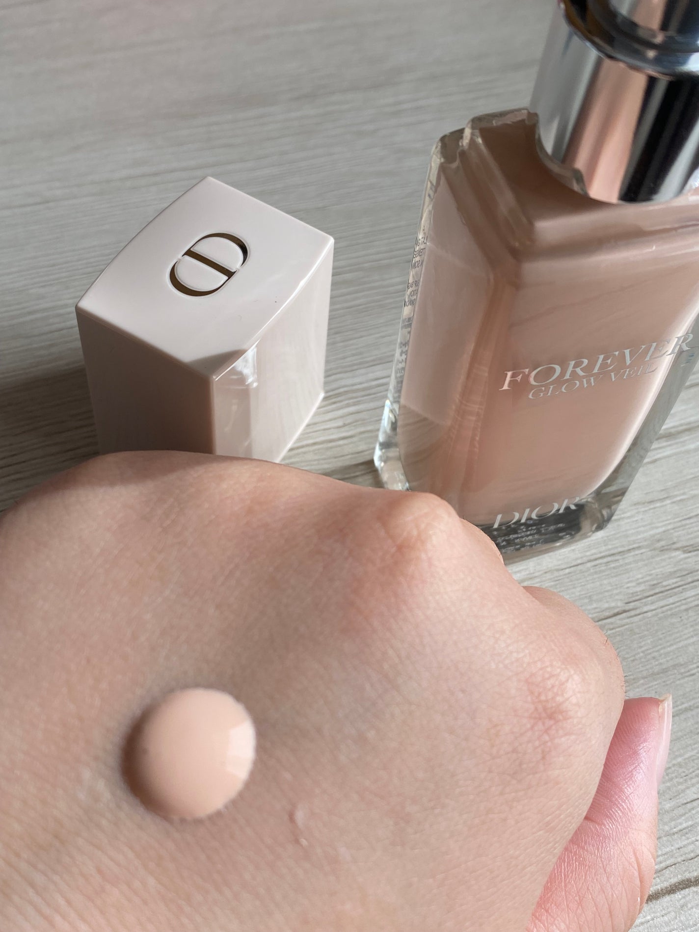 ディオールスキン フォーエヴァー グロウ ヴェール /Dior/化粧下地を使ったクチコミ(2枚目)