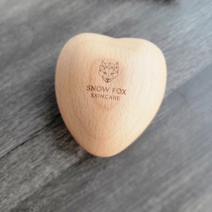プレミアム FOX カッサ ウッド ミニハート ヘアブラシ/SNOW FOX SKINCARE/ヘアブラシを使ったクチコミ(2枚目)