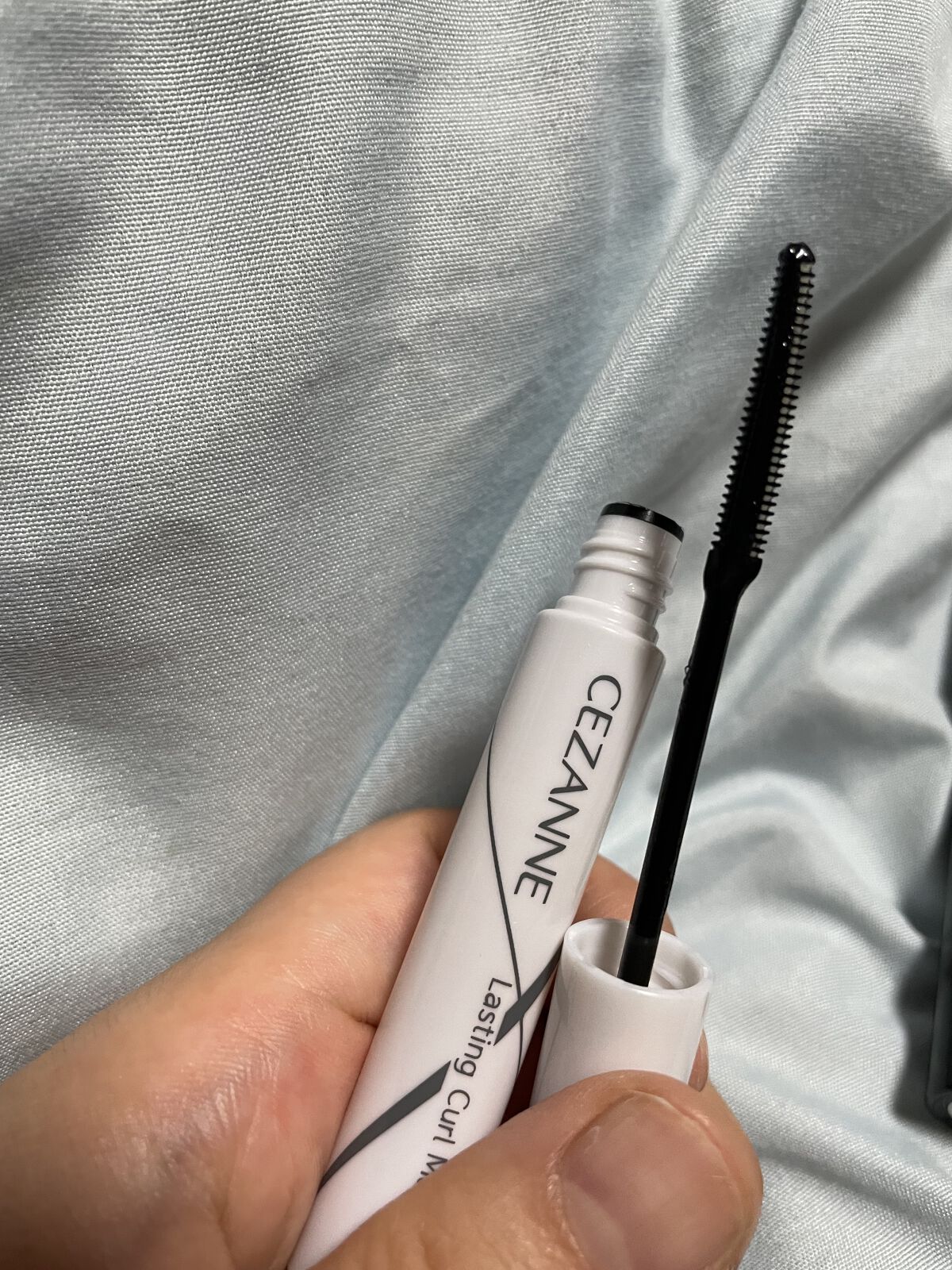エアリーロングラッシュマスカラ/CEZANNE/マスカラを使ったクチコミ（2枚目）