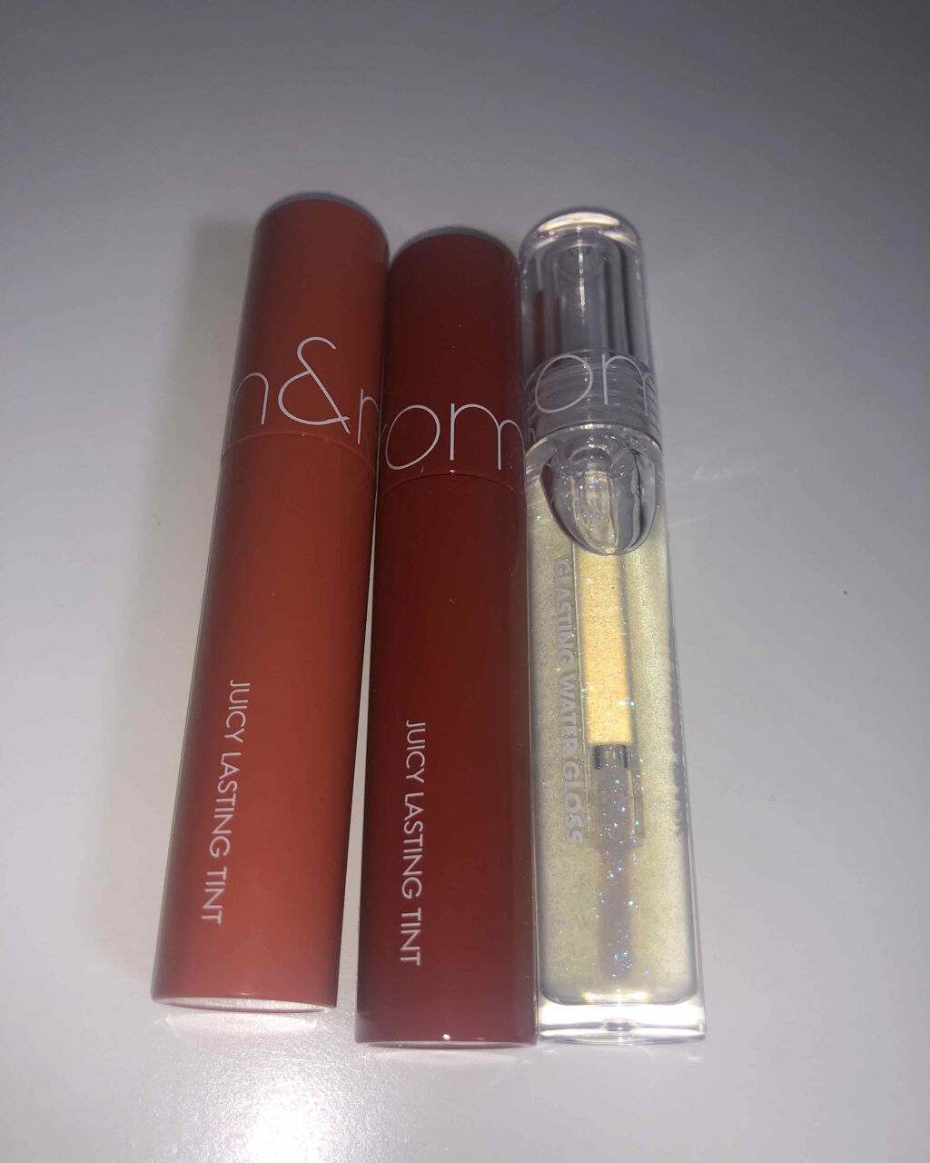 ジューシーラスティングティント/rom&nd/リップティントを使ったクチコミ（1枚目）