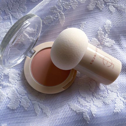 ベアブラッシャー パフ付き/フォレンコス/パウダーチークを使ったクチコミ(2枚目)