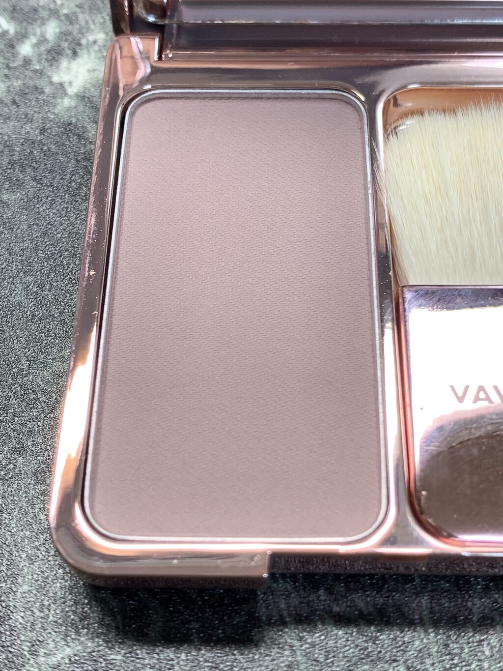 エンチャントグロウブラッシュ/VAVI MELLO/パウダーチークを使ったクチコミ（3枚目）