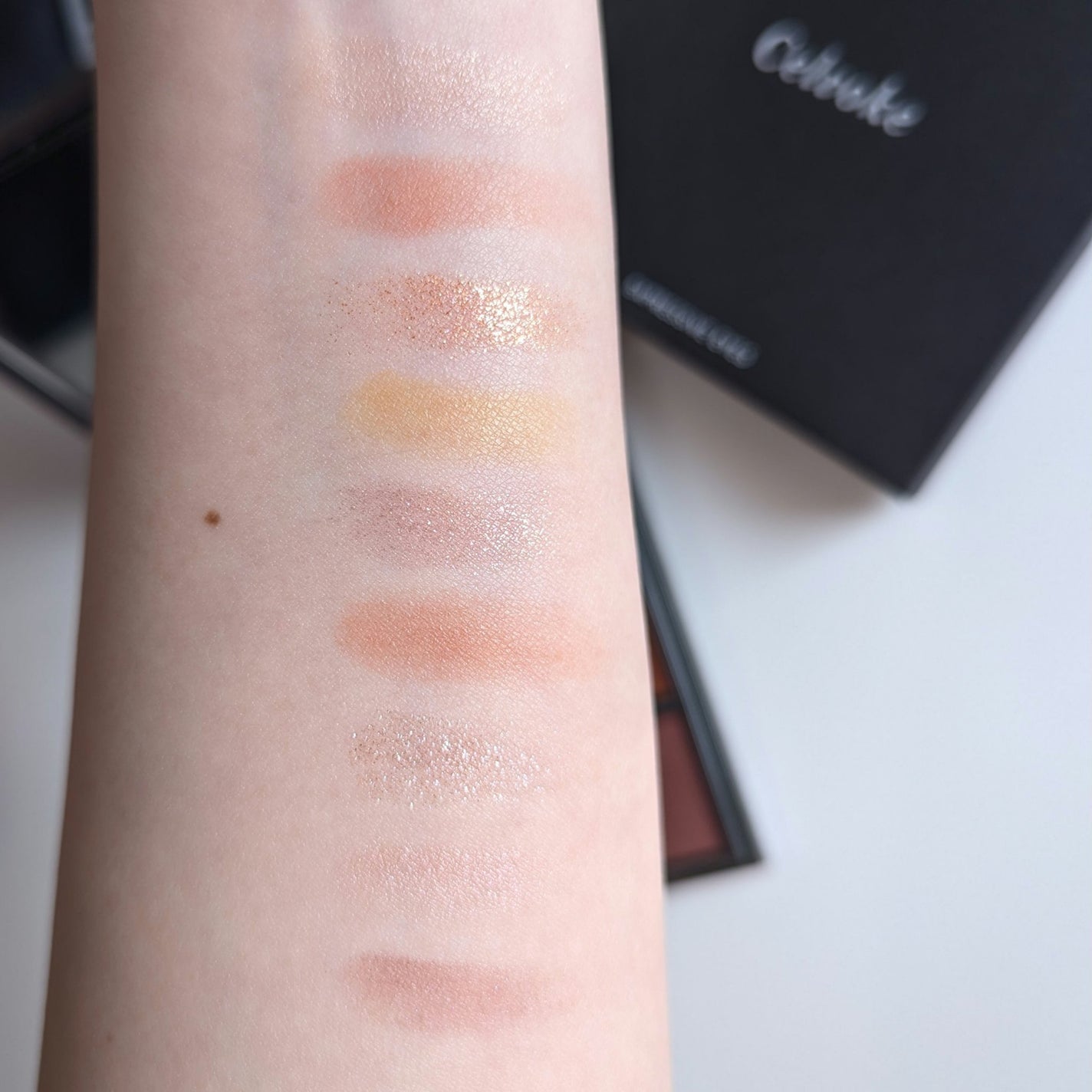 セルヴォーク エクスプレッシヴ アイズ/Celvoke/アイシャドウパレットを使ったクチコミ(5枚目)