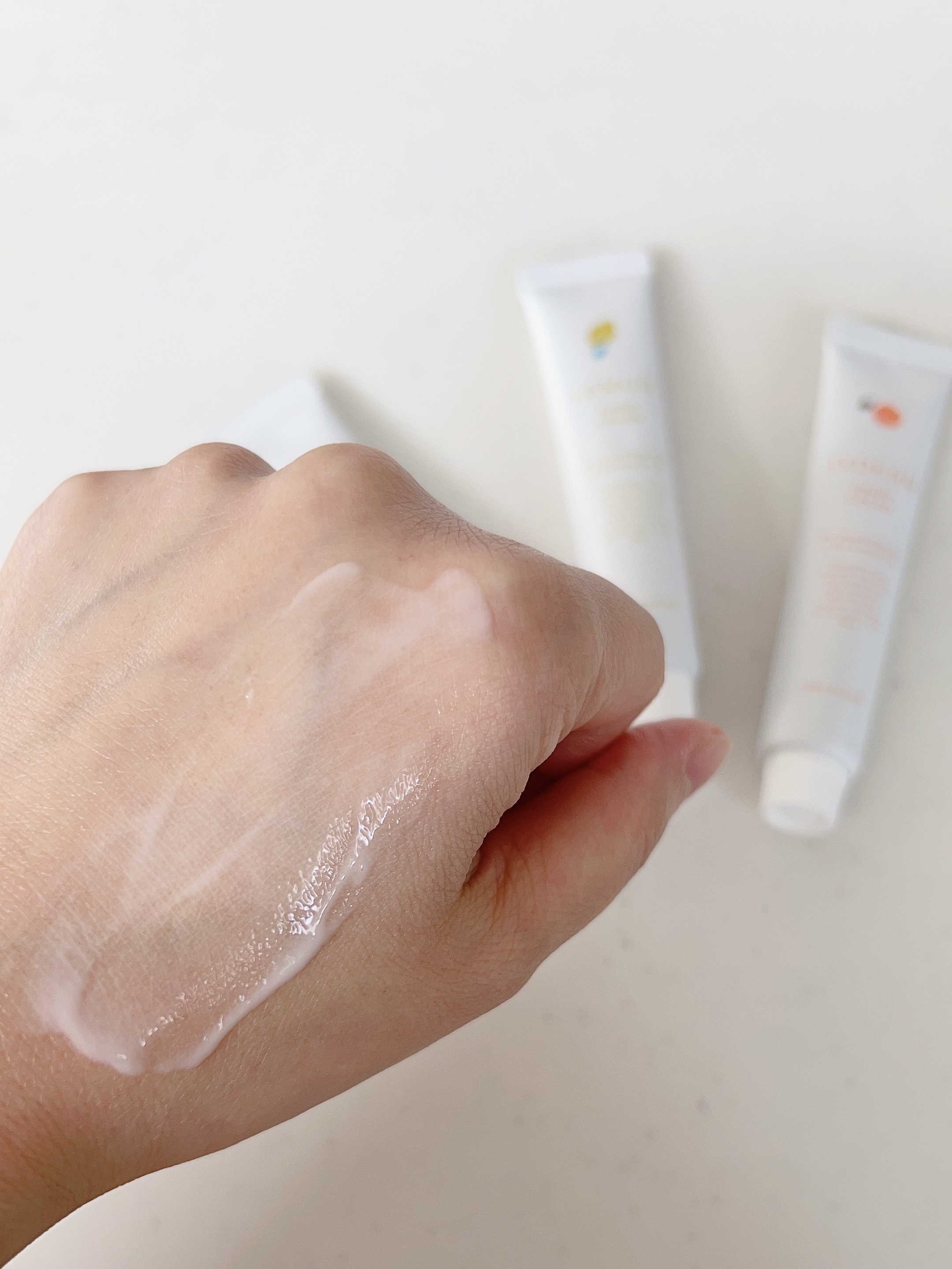 伊予柑ハンドクリーム/デイリーアロマジャパン/ハンドクリームを使ったクチコミ（3枚目）