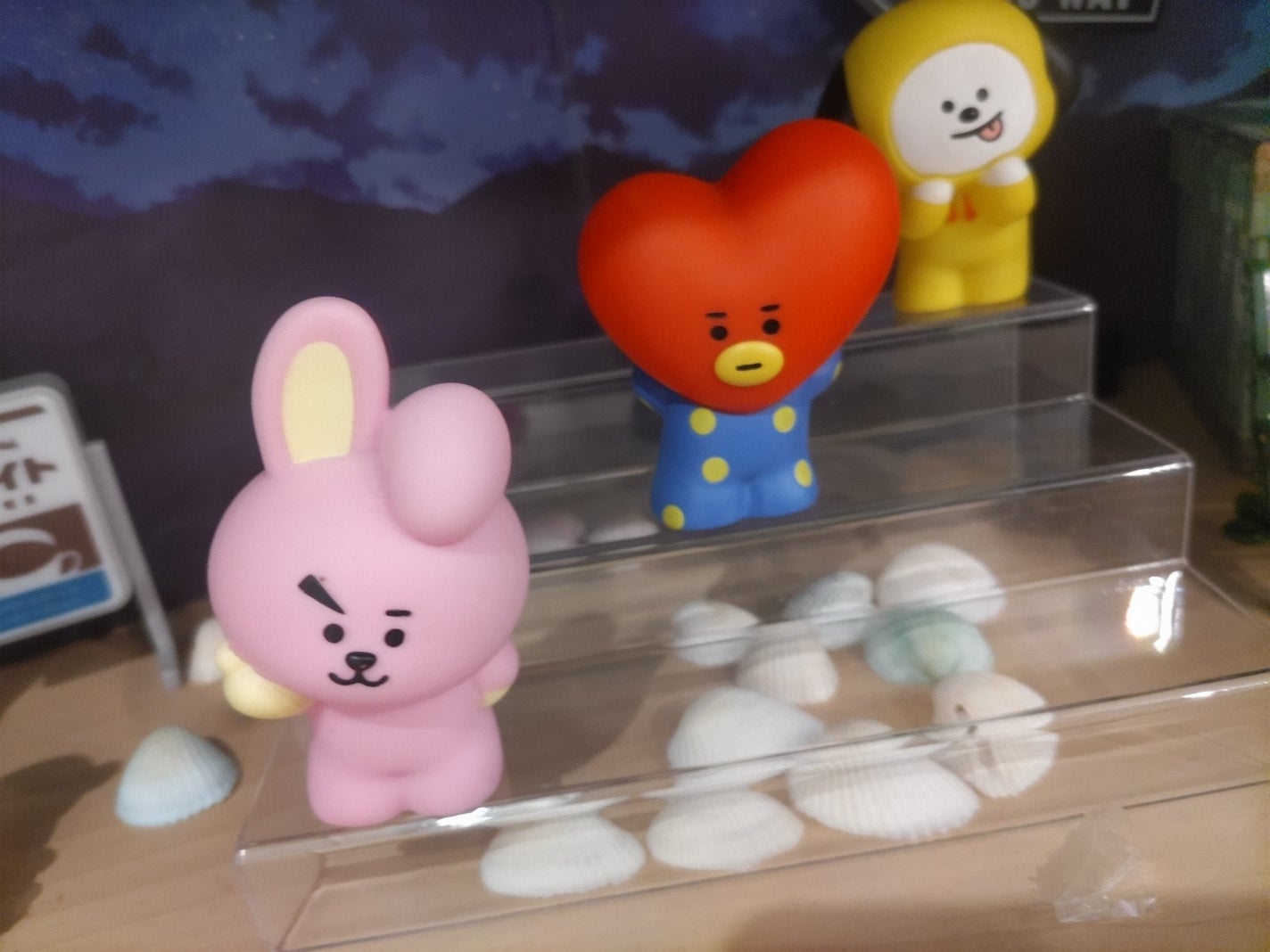 coral_glow_a7sv on LIPS 「鶴橋で撮った写真アルバム📸📸📸え、めちゃくちゃ撮るん上手すぎん..」(3枚目)