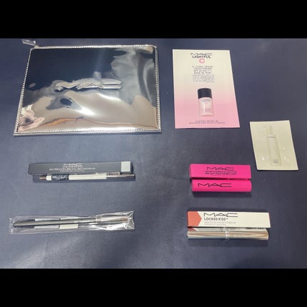 スクワート プランピング グロス スティック/M・A・C/リップバームを使ったクチコミ(1枚目)