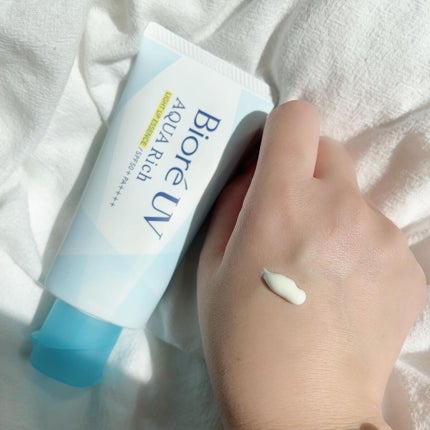 ビオレUV アクアリッチ ライトアップエッセンス/ビオレ/日焼け止めクリームを使ったクチコミ(3枚目)