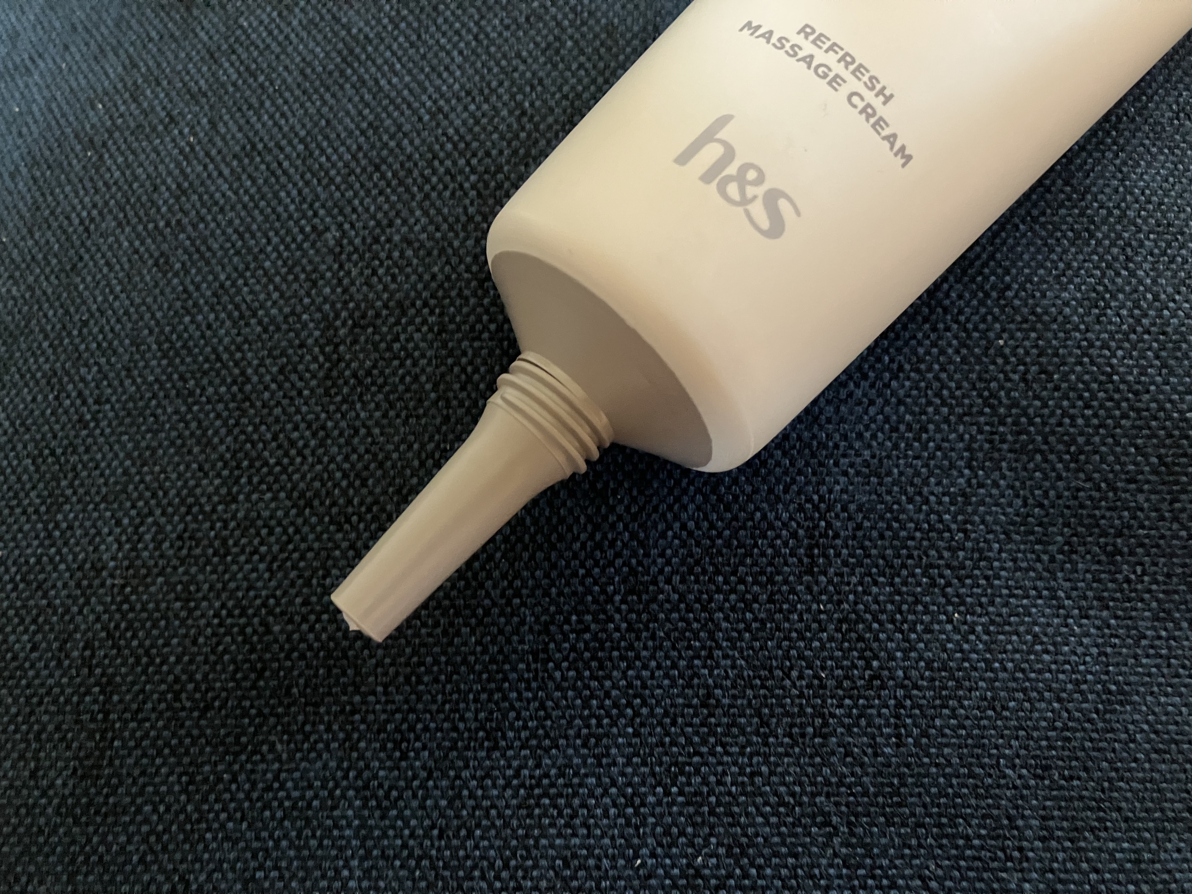 リフレッシュ マッサージクリーム/h&s/洗い流すヘアトリートメントを使ったクチコミ（3枚目）