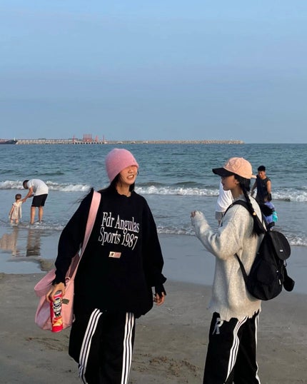 ひとみ on LIPS 「良い友達に会えて嬉しいよ#コーデ#ファッション#サーフィン#作..」(6枚目)