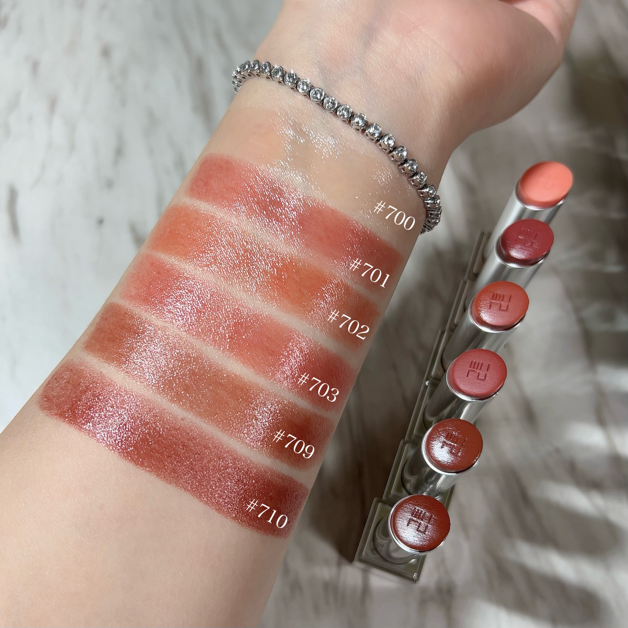 バイオリップ エッセンス リップスティック/PERFECT DIARY/口紅を使ったクチコミ（3枚目）