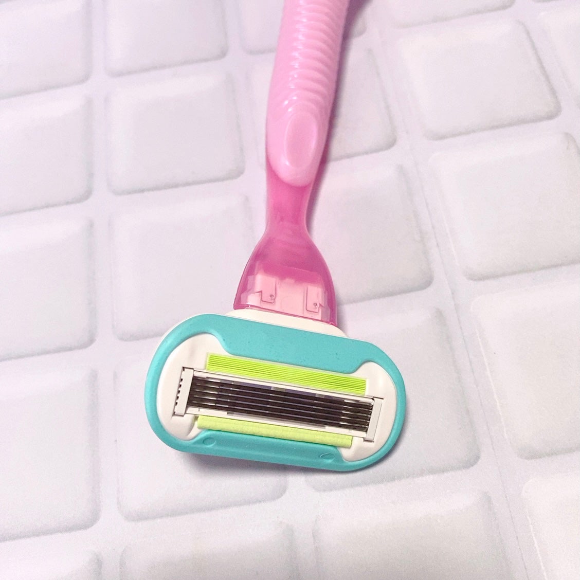 ヴィーナス エンブレイス/Gillette Venus/シェーバーを使ったクチコミ(8枚目)