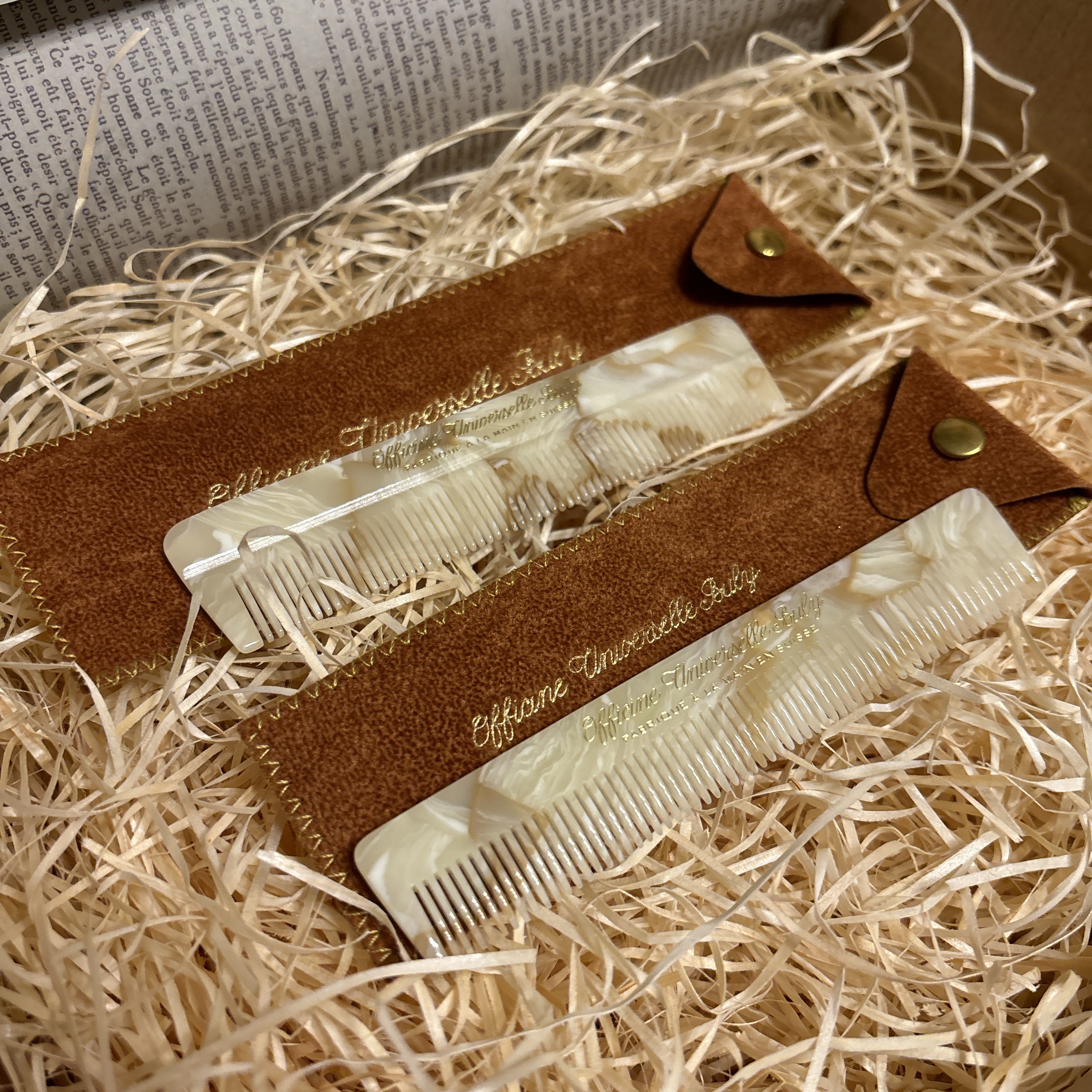 オフィシーヌ・ユニヴェルセル・ビュリー ザ・ラショネル - ザ・ベンジャミンのクチコミ「この前自分でビュリーのコームを買って、家族にも使わせたら欲しい！と言われて
家族分も追加で購入.....」（1枚目）