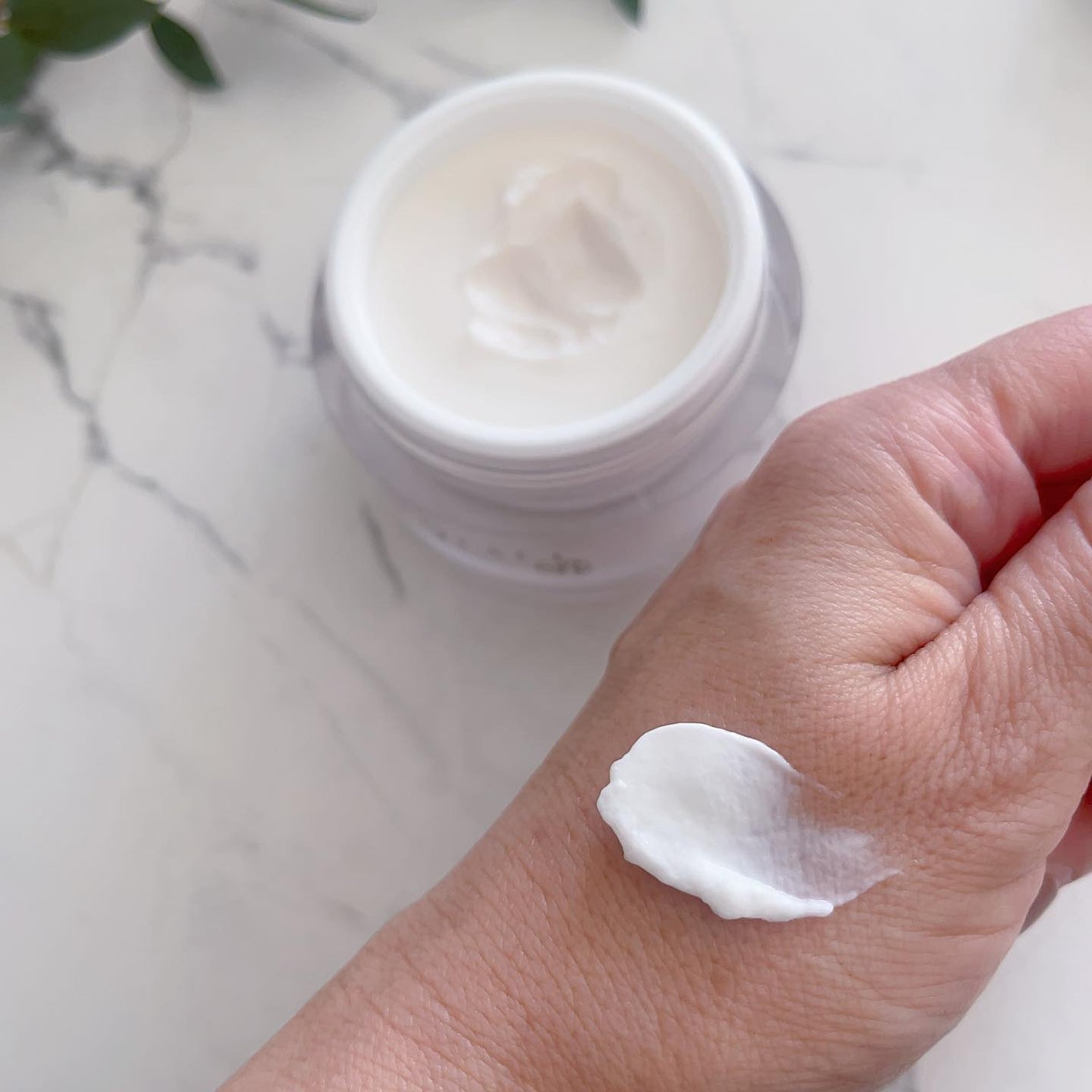 イデアクトR プロジェマックス モイスチャーファーミングクリーム/イデアアクト/オールインワン化粧品を使ったクチコミ(3枚目)