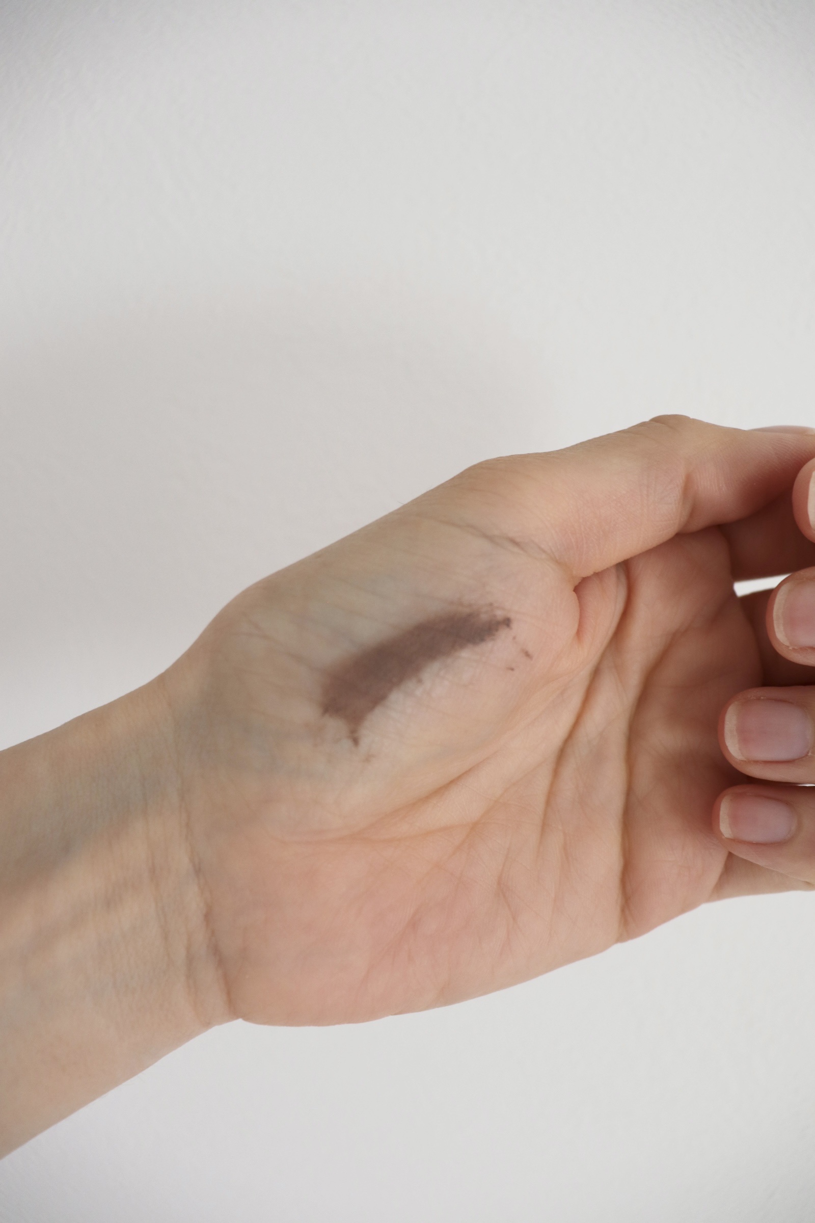 ラブ・ライナー シグネチャーフィットマスカラ ＭＭＣ２＜アイブロウ＞/ラブ・ライナー/眉マスカラを使ったクチコミ（3枚目）