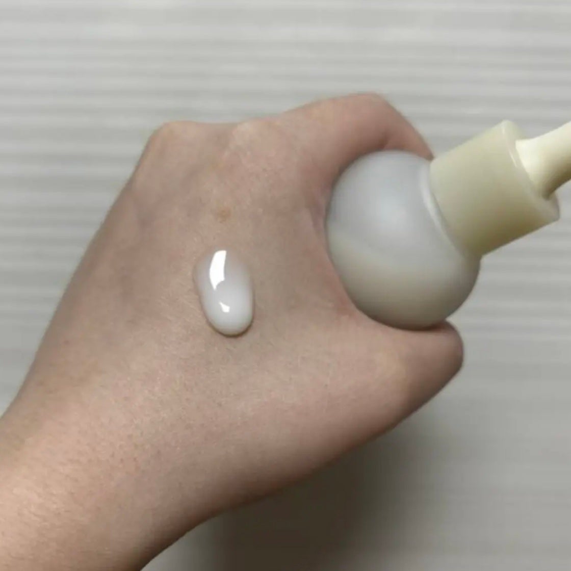 復活草ビフィダセラムファーミングドロップ/Abib /美容液を使ったクチコミ(1枚目)