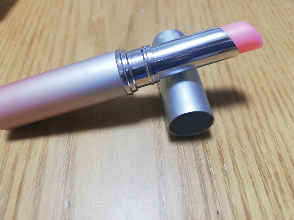 サクラヴェールリップ/パラドゥ/リップクリームを使ったクチコミ(3枚目)