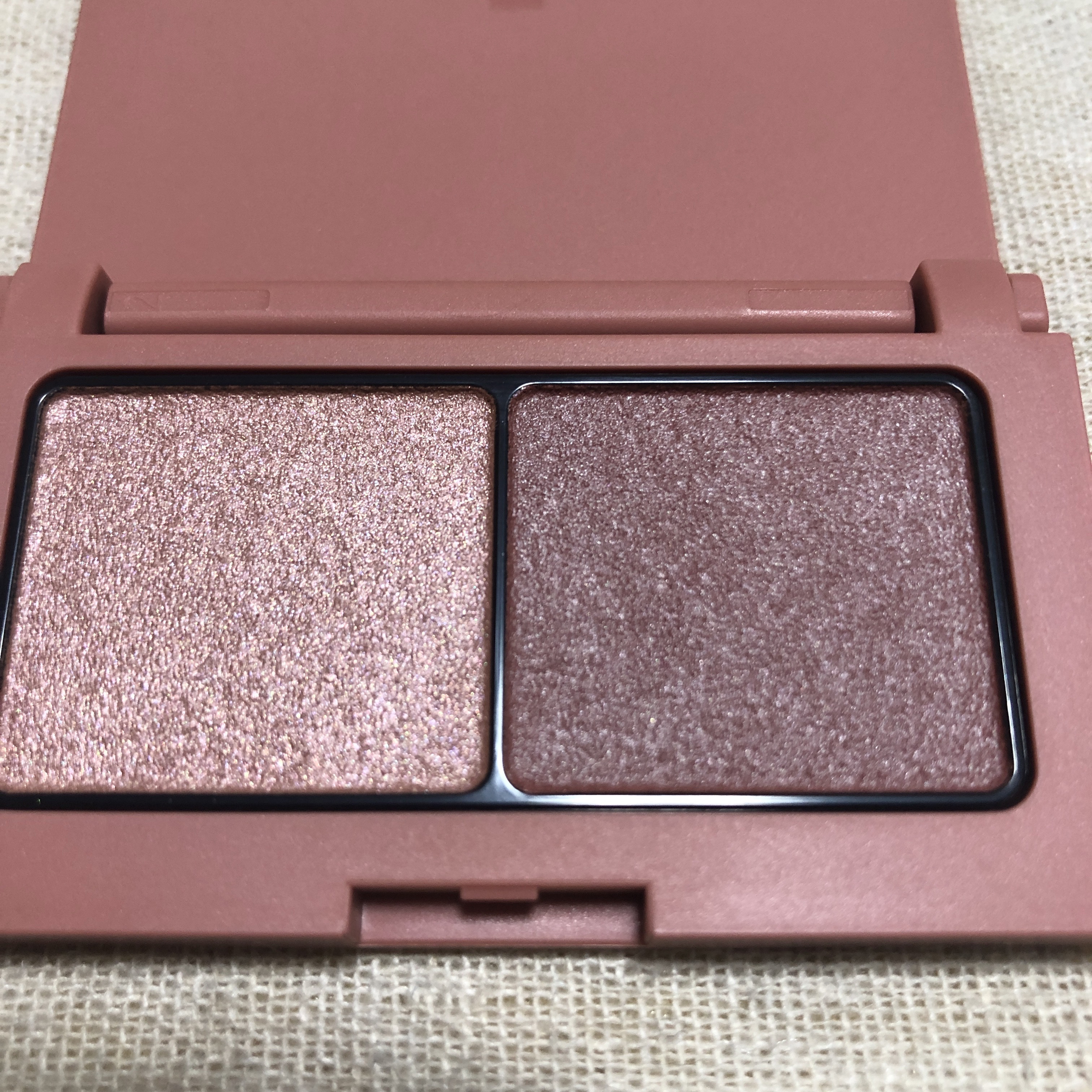 ケイト デザイニングアイブロウ3D/KATE/パウダーアイブロウを使ったクチコミ（3枚目）