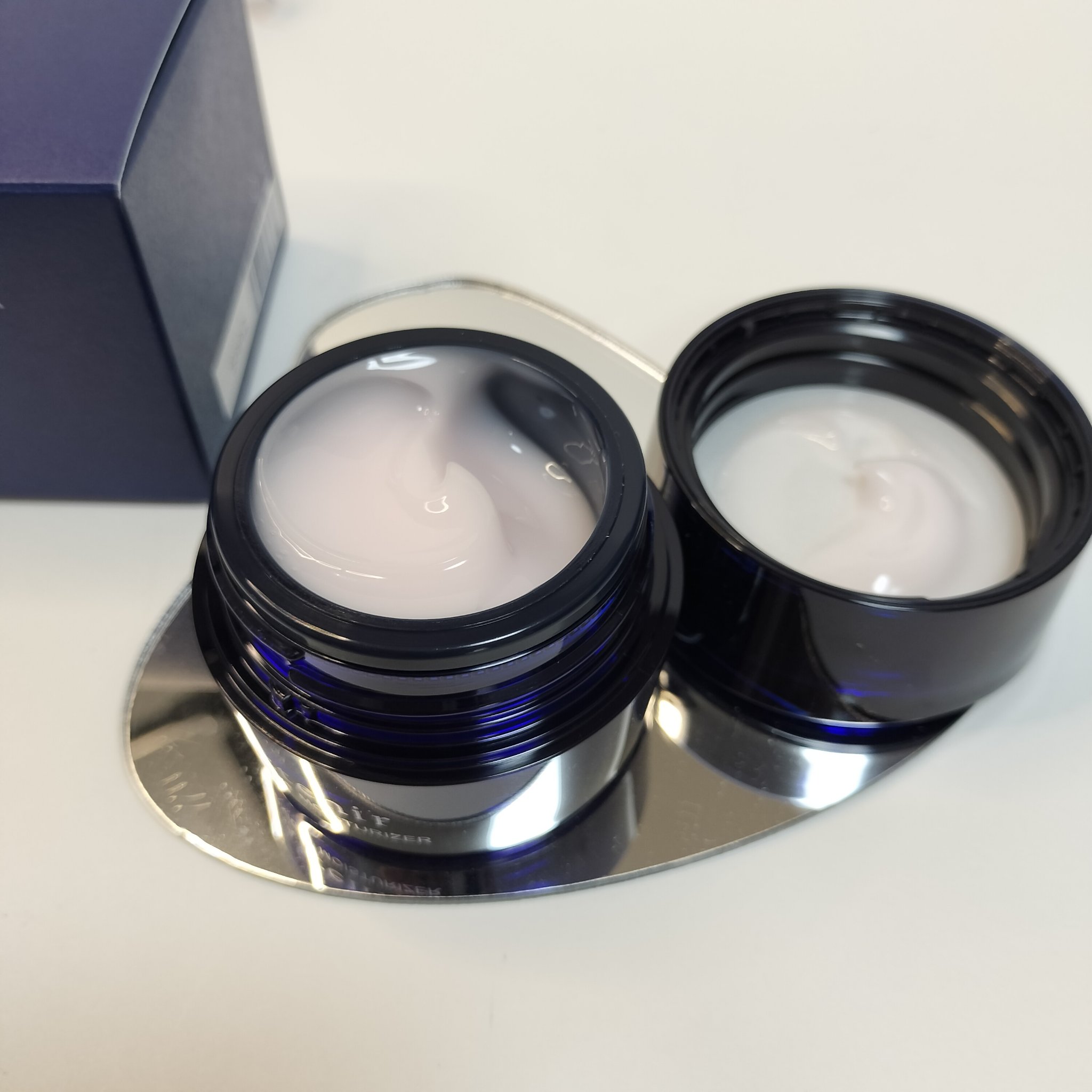 アテニア ミッドナイトモイスチャライザー/アテニア/フェイスクリームを使ったクチコミ（2枚目）