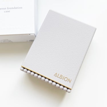 ALBION アルビオン スタジオ  ビューティアス ファンデーションのクチコミ「
今回ご紹介するのは
ALBIONから発売されている
アルビオンスタジオ 
ビューティアスファ.....」（2枚目）