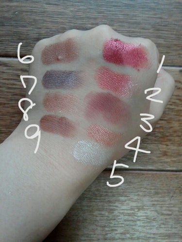 UR GLAM　BLOOMING EYE COLOR PALETTE/U R GLAM/パウダーアイシャドウを使ったクチコミ（3枚目）