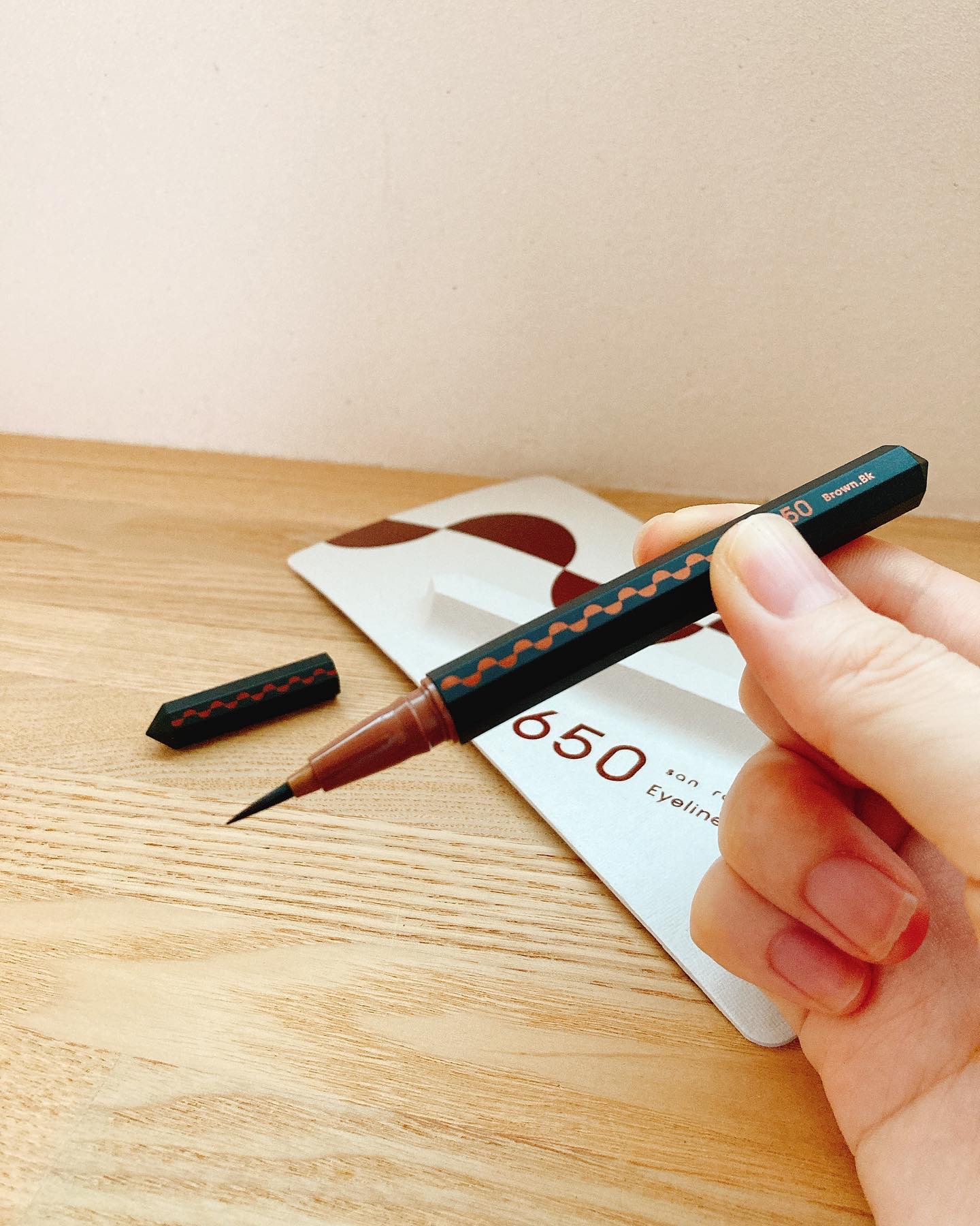 リキッドアイライナー  ブラウンブラック(Brown Black)/3650/リキッドアイライナーを使ったクチコミ（2枚目）