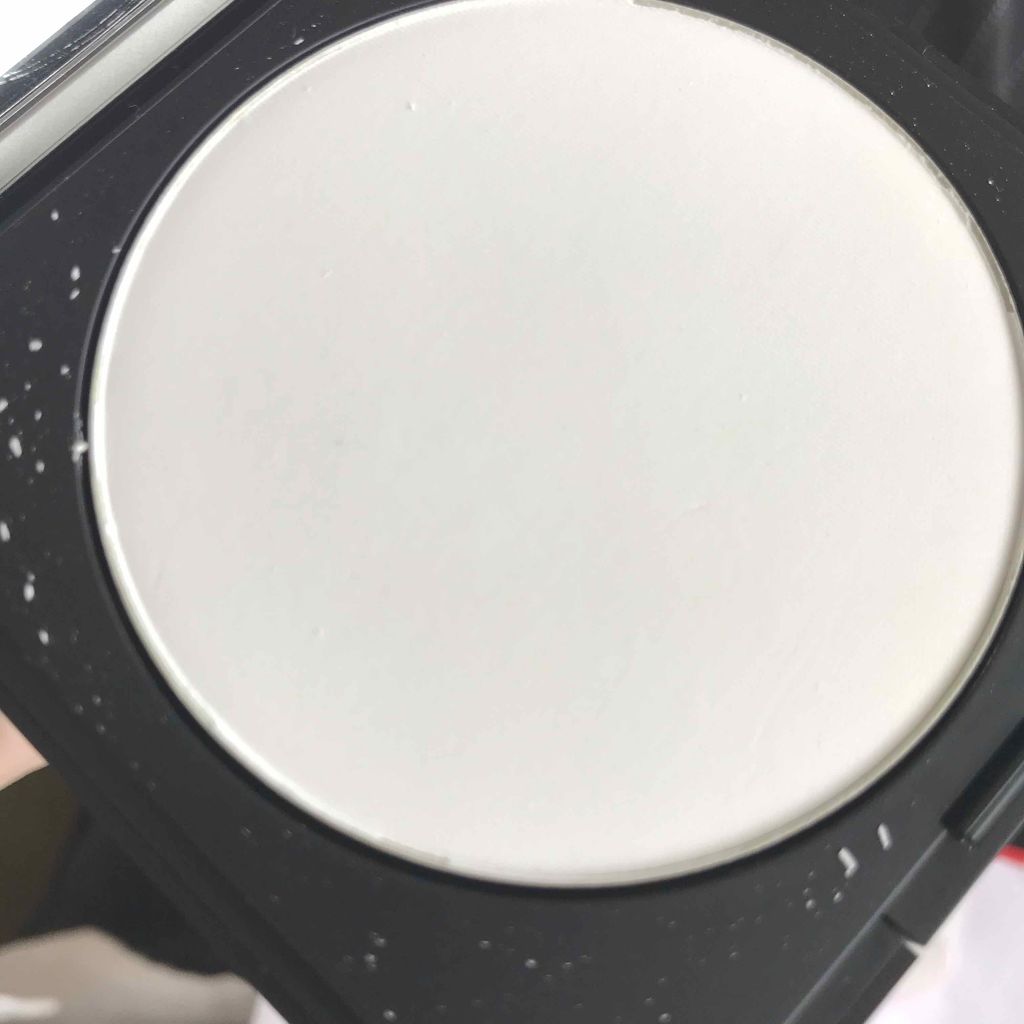 ウルトラHDプレストパウダー/MAKE UP FOR EVER/プレストパウダーを使ったクチコミ（2枚目）