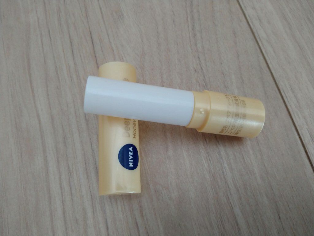 ニベア ディープモイスチャーリップ/ニベア/リップクリームを使ったクチコミ（2枚目）