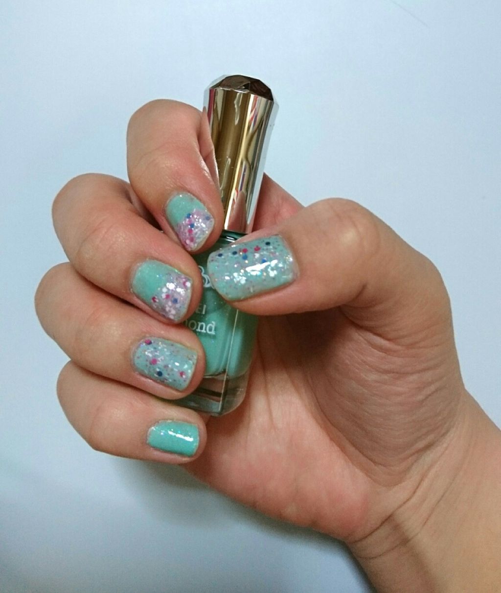 ダイヤモンドネイルポリッシュ/HOMEI/マニキュアを使ったクチコミ(3枚目)