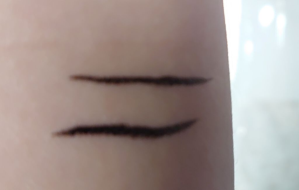 ラブ・ライナー リキッドアイライナーR3/ラブ・ライナー/リキッドアイライナーを使ったクチコミ(2枚目)