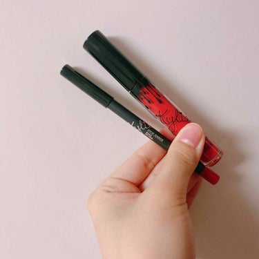 Kylie Cosmetics マット リキッド リップスティックのクチコミ「\KYLIE JENNER MATTE LIQUID LIPSTICK/

アメリカ在住の🇺🇸.....」（1枚目）