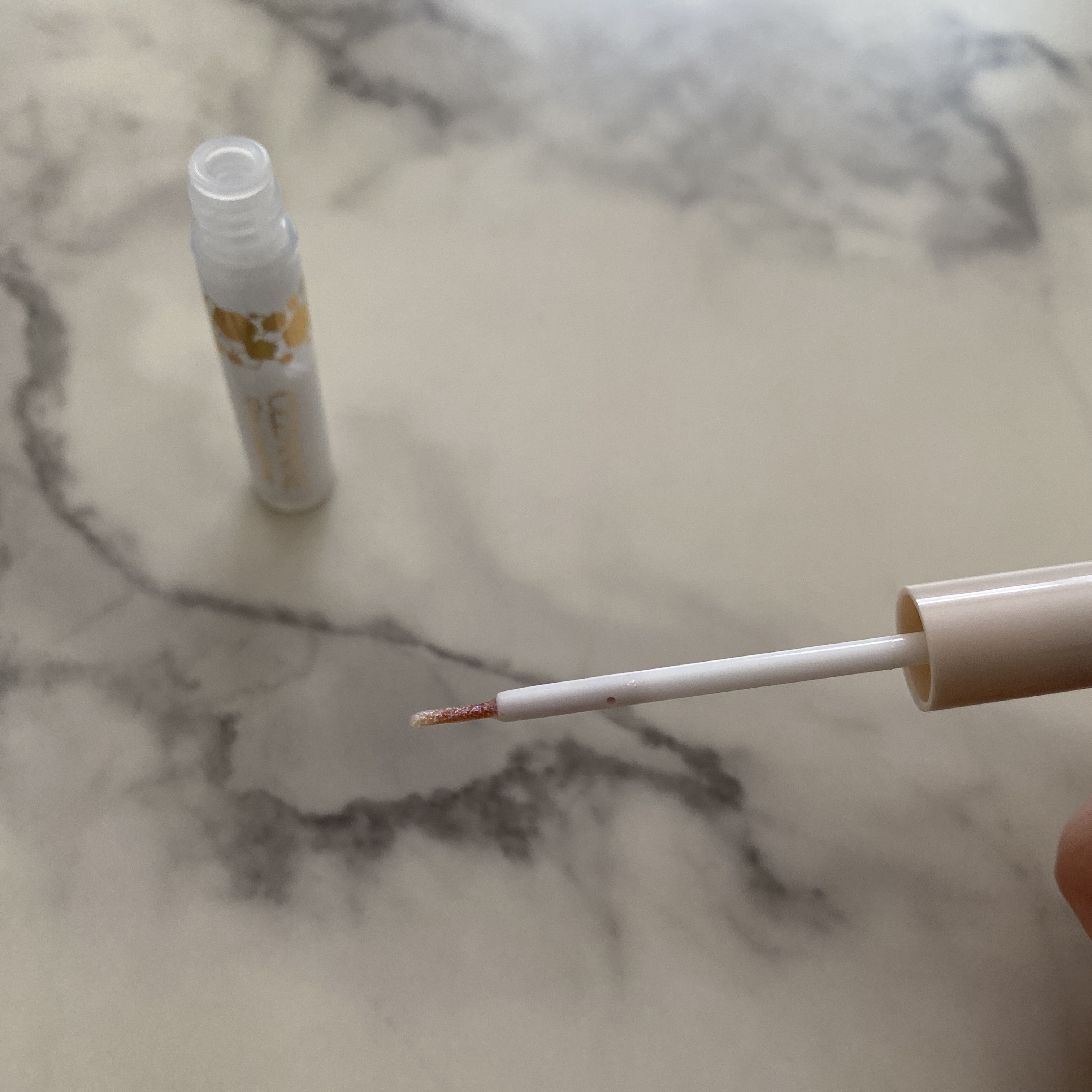 グロウリキッドライナー/CEZANNE/リキッドアイライナーを使ったクチコミ（2枚目）