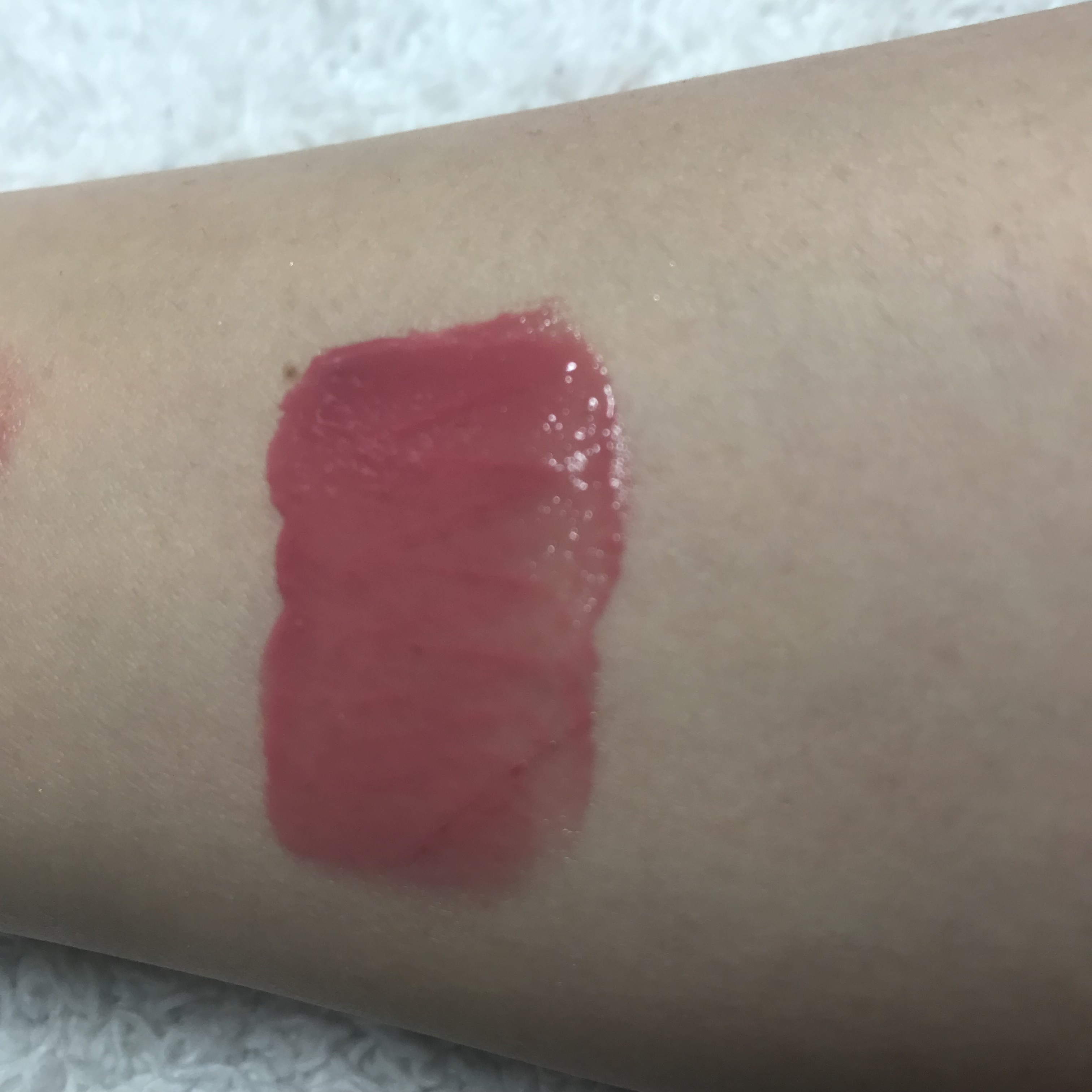 センシュアル フィッティング グロウ ティント 97 ラブバイト/HERA/リップティントを使ったクチコミ（3枚目）