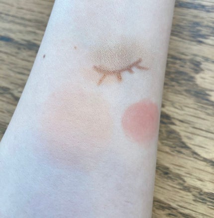 ブラッシュ カラー インフュージョン/ローラ メルシエ/パウダーチークを使ったクチコミ(2枚目)