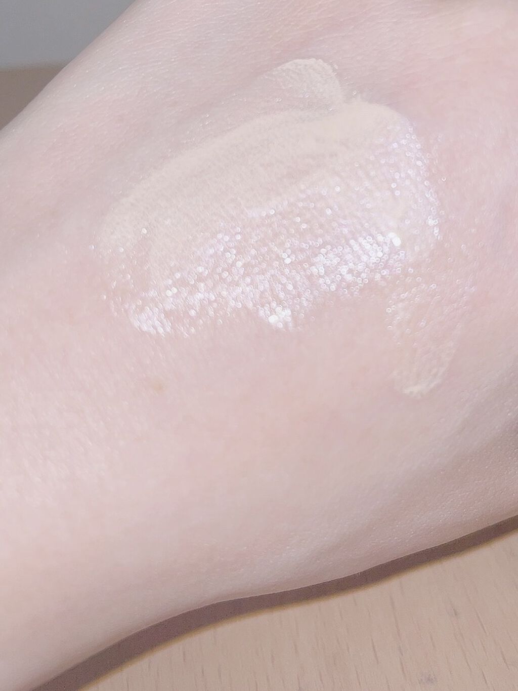 ラトゥー エクラ ファンデーション プライマー N/PAUL & JOE BEAUTE/化粧下地を使ったクチコミ（2枚目）