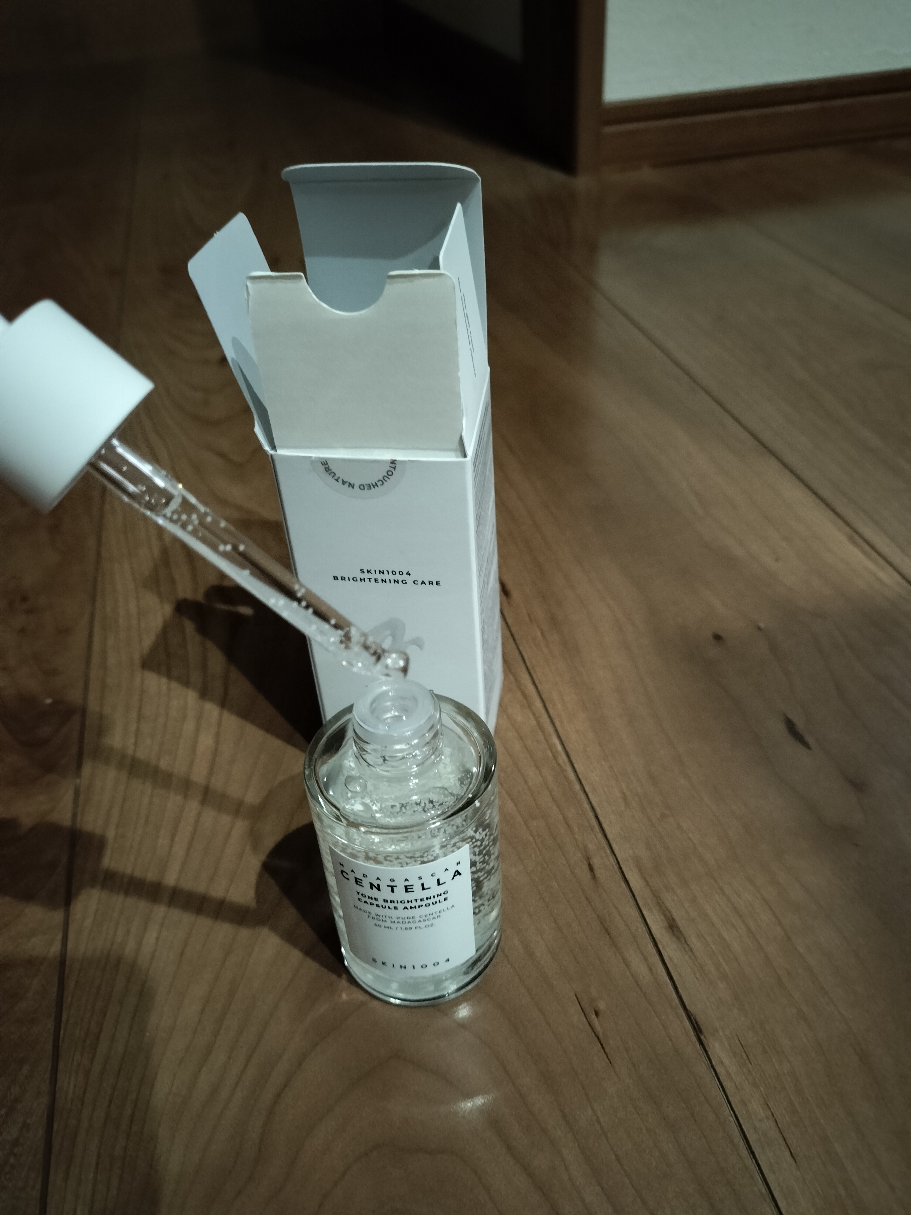 トーンブライトニング カプセルアンプル/SKIN1004/美容液を使ったクチコミ（2枚目）