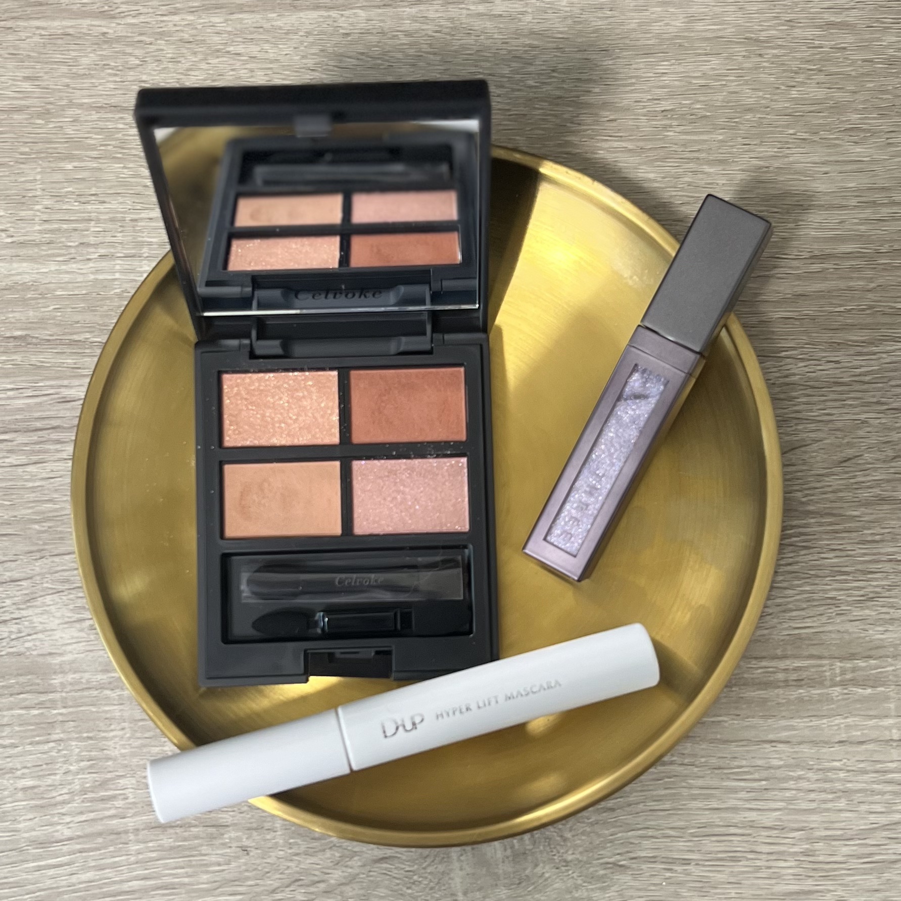 セルヴォーク ヴァティック アイパレット/Celvoke/アイシャドウパレットを使ったクチコミ（1枚目）