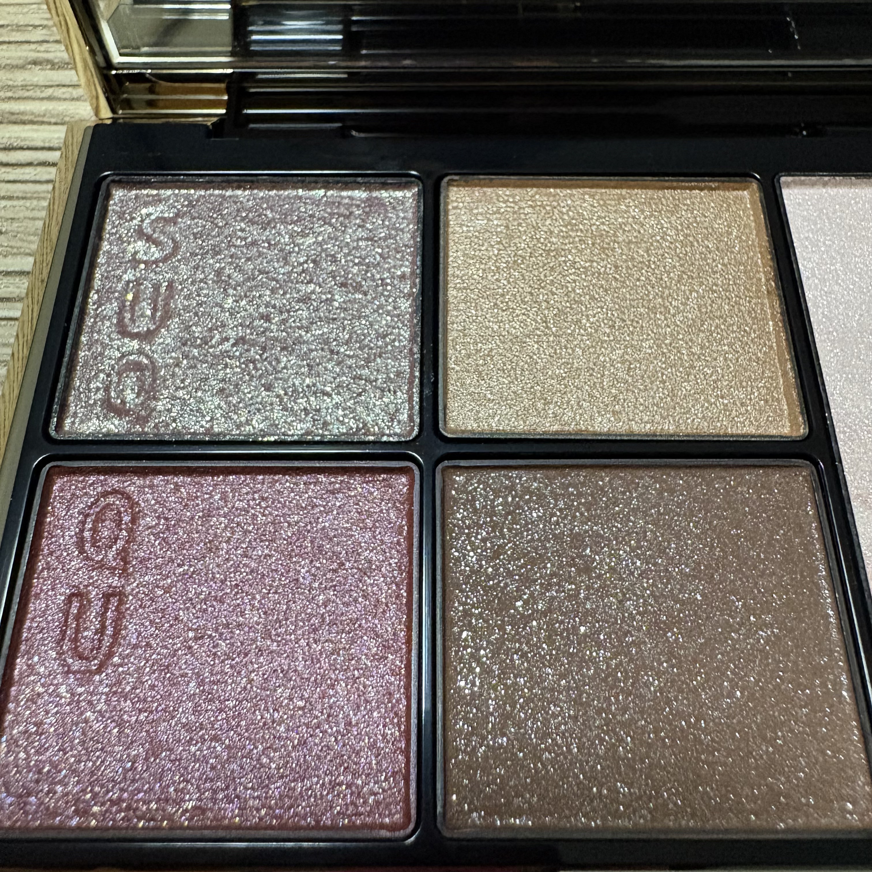 SUQQU アイ&フェイス コンパクト/SUQQU/アイシャドウパレットを使ったクチコミ（3枚目）