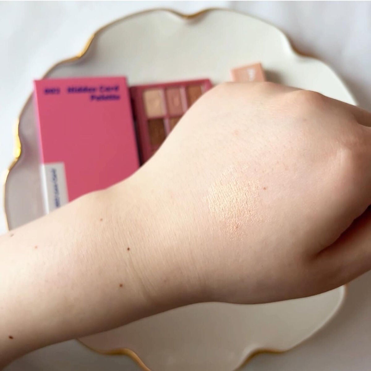 アイムスティックシャドウシマー/i’m meme/スティックアイシャドウを使ったクチコミ(8枚目)