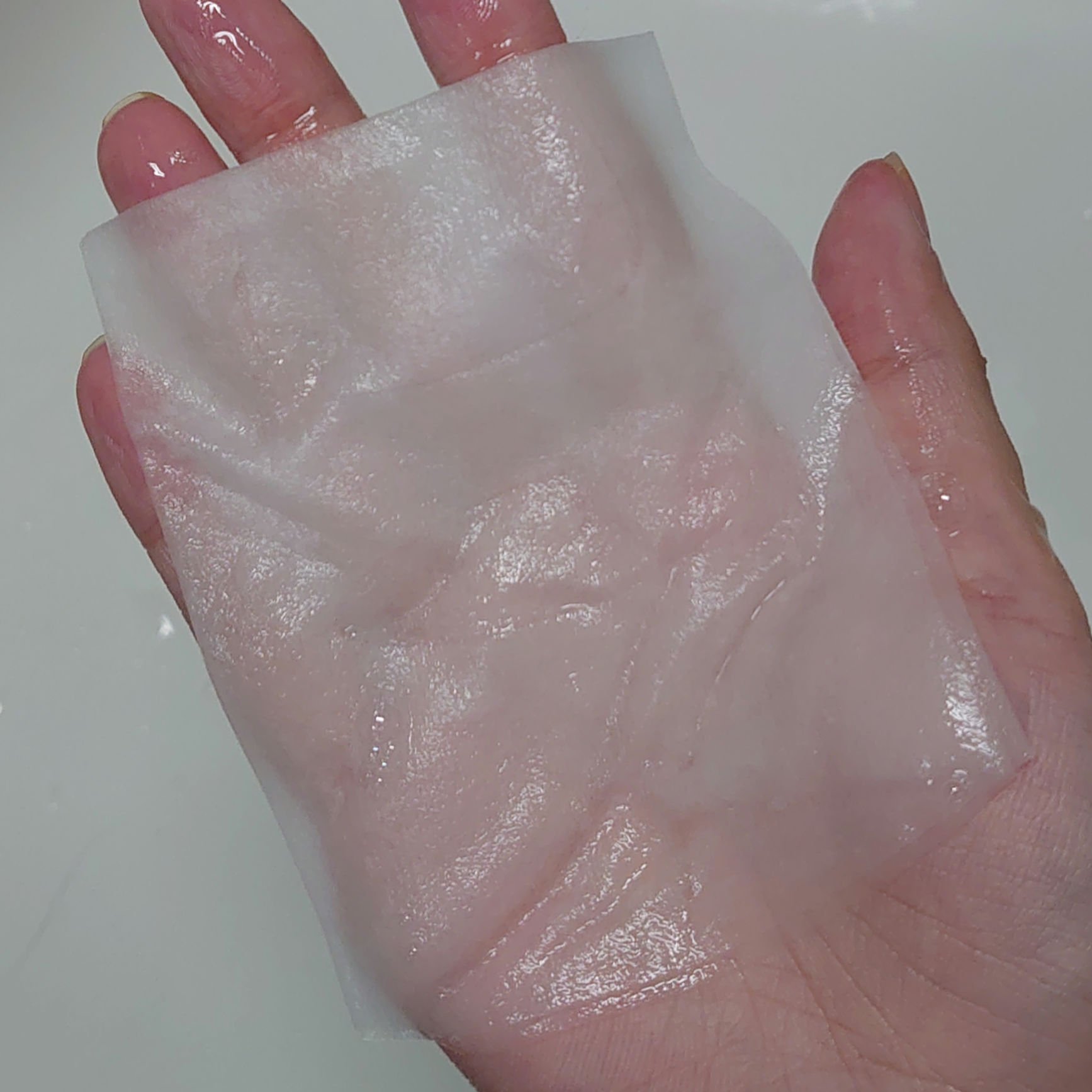 SKINFOOD スーヴィッド マスクシート トマトのクチコミ「サッパリした使用感！
トマトエキス配合のフェイスマスク🍅

■SKINFOOD
スーヴィッド .....」（2枚目）