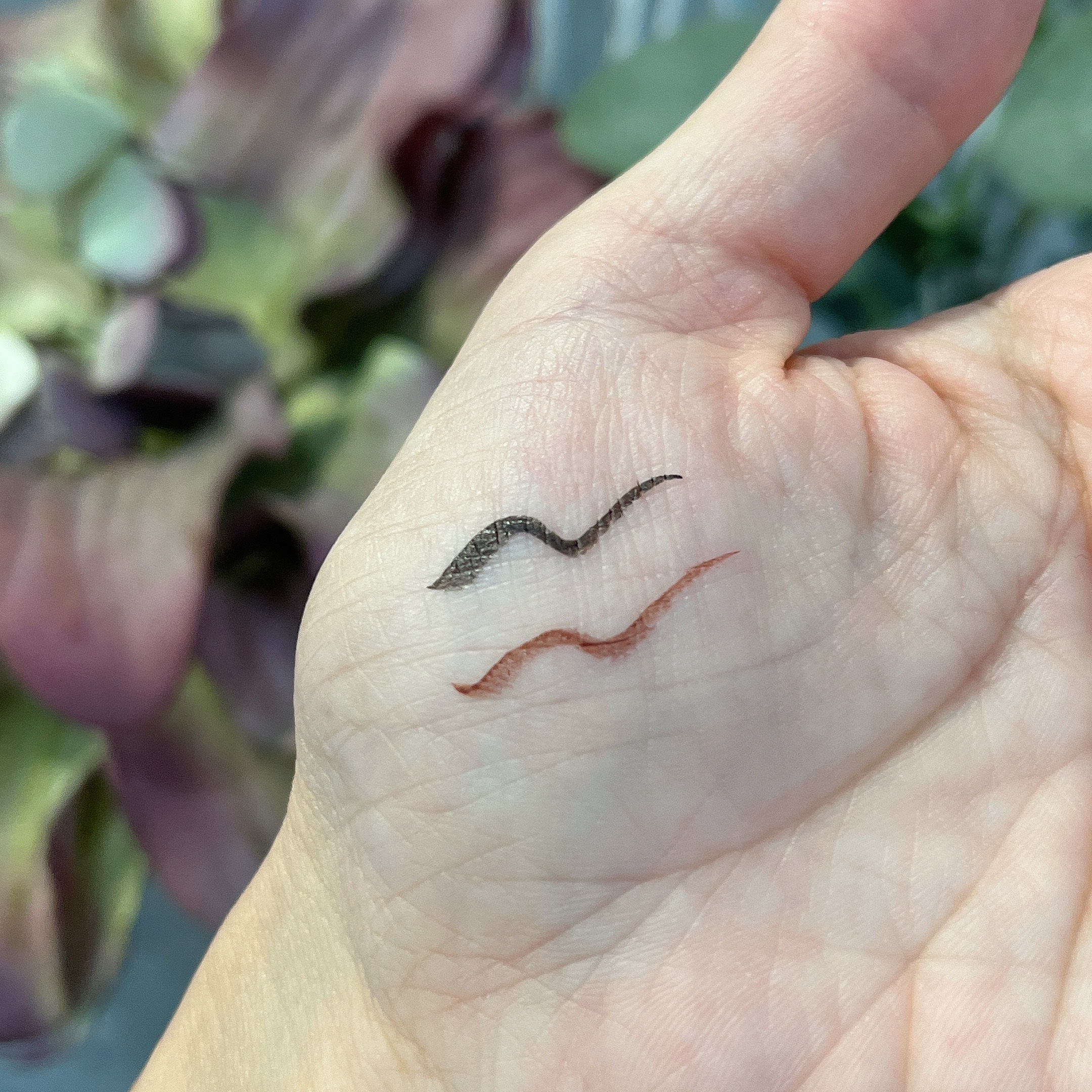 メイクコントロールライナー/MICHIKO.LIFE/リキッドアイライナーを使ったクチコミ（3枚目）