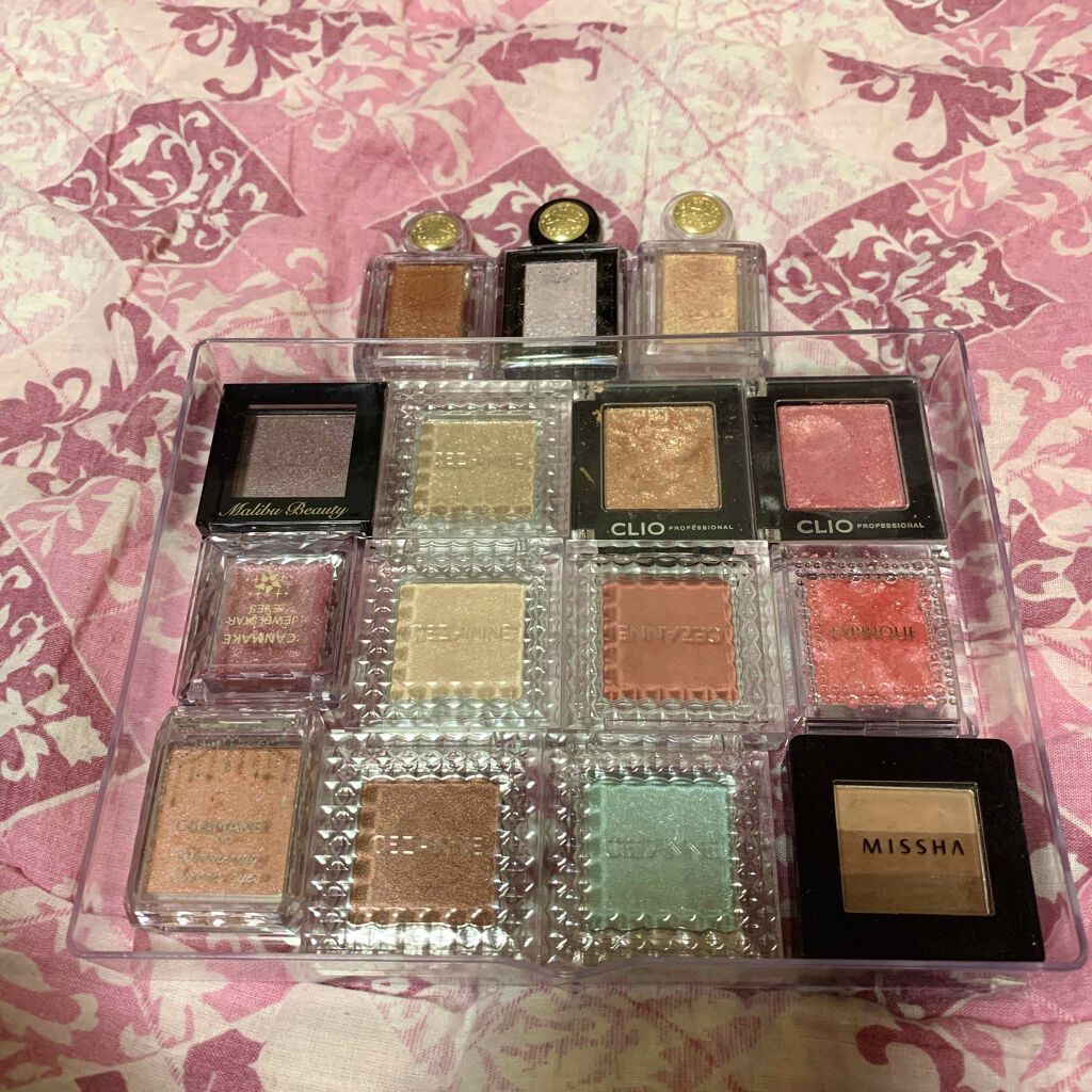 シャドーカスタマイズ/MAJOLICA MAJORCA/単色アイシャドウを使ったクチコミ（3枚目）