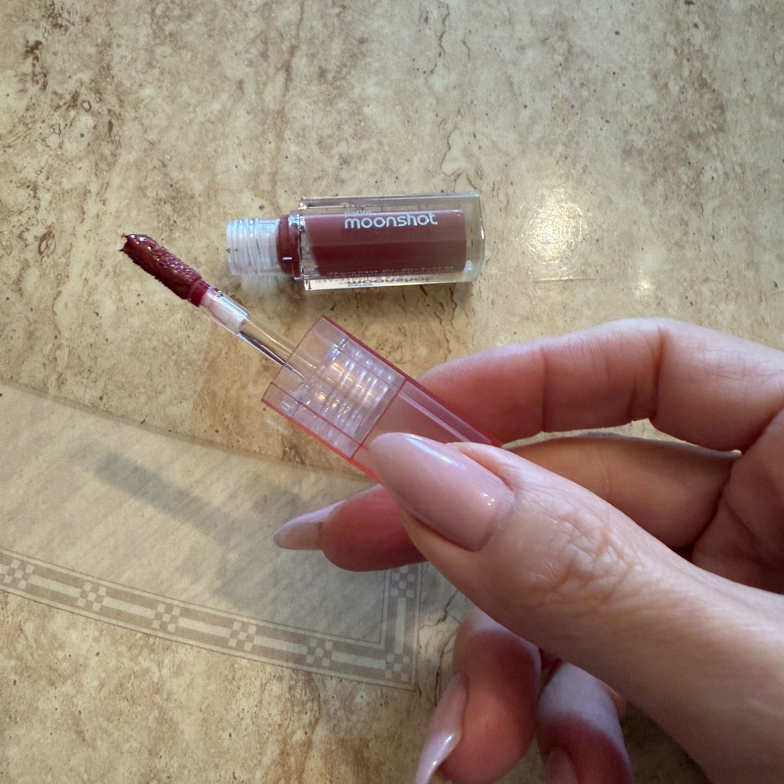 プチムーンショットジェリーグロウティント/moonshot/リップティントを使ったクチコミ（2枚目）