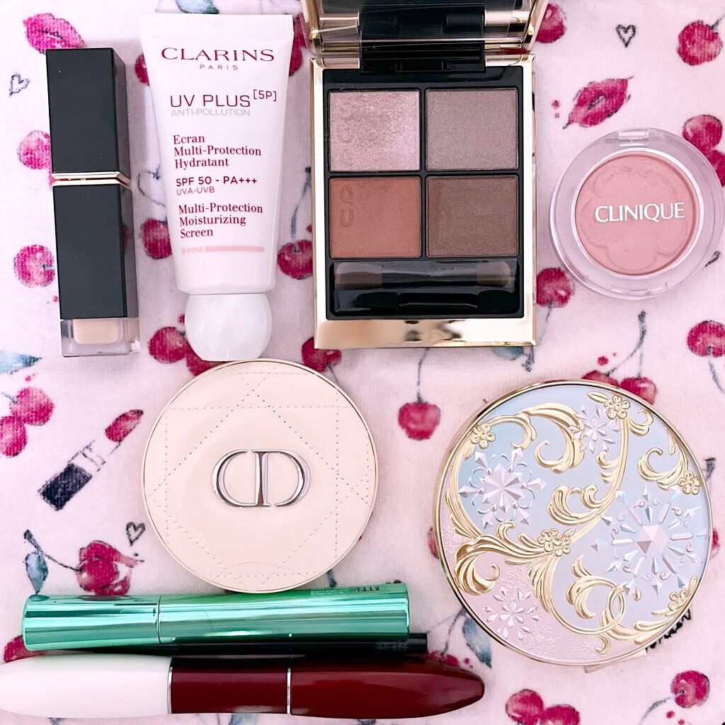 UVプラス 5P モイスチャライジング マルチ デイ スクリーン/CLARINS/日焼け止めミルクを使ったクチコミ（1枚目）
