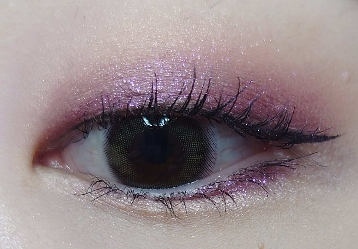 スターリットダイアモンドパウダー 101 ホワイト/MAKE UP FOR EVER/単色アイシャドウを使ったクチコミ（2枚目）