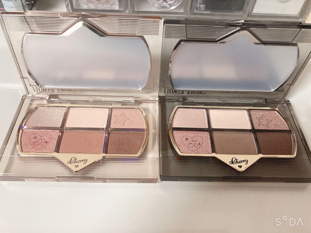 レトロマグネティック アイシャドウパレット/FlowerKnows/アイシャドウパレットを使ったクチコミ（2枚目）