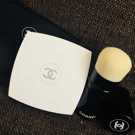 ル ブラン コンパクト ラディアンス 12 ベージュ ロゼ / CHANEL ル ブラン コンパクト ラディアンス 12 ベージュ ロゼ / CHANEL