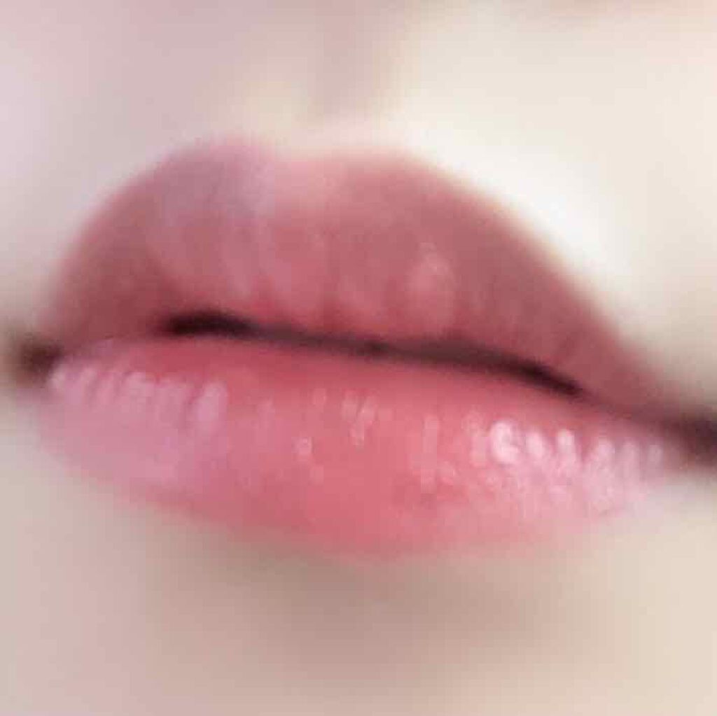 ミニウォータリールージュ 02Tuesday/Fujiko/口紅を使ったクチコミ（3枚目）