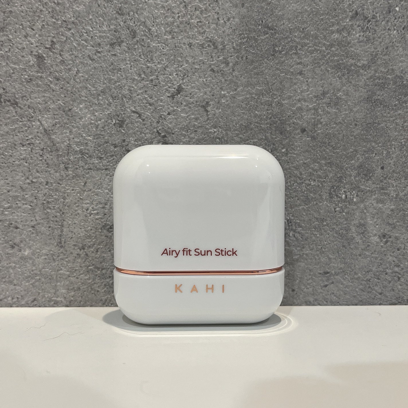 エアリーフィットサンスティック/KAHI/日焼け止めスティックを使ったクチコミ(4枚目)