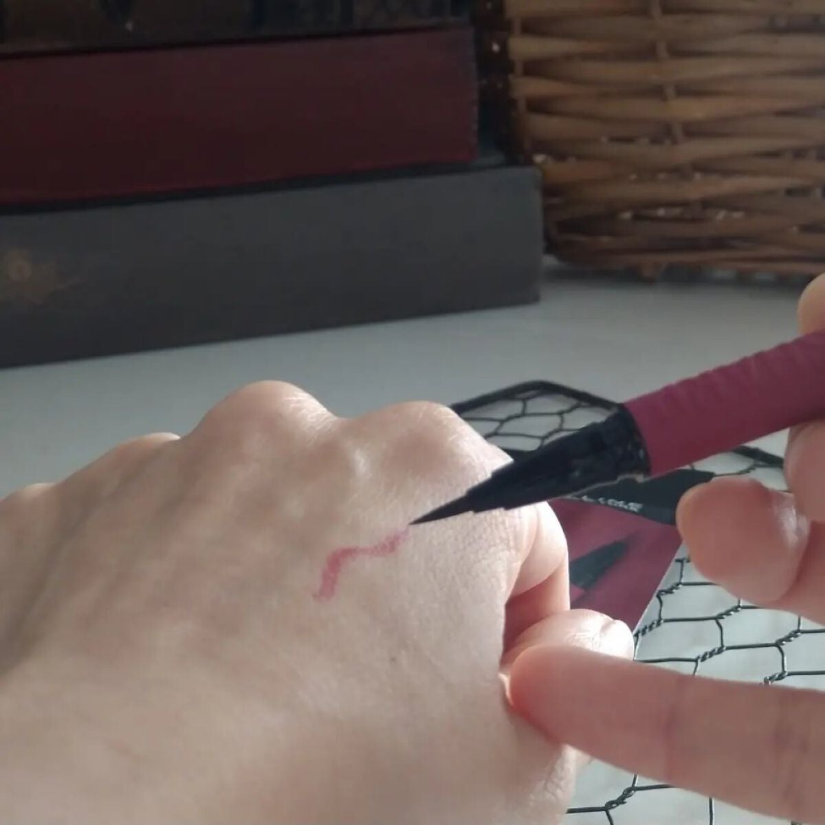 ウルトラカラー アイライナー/MAYBELLINE NEW YORK/リキッドアイライナーを使ったクチコミ(4枚目)