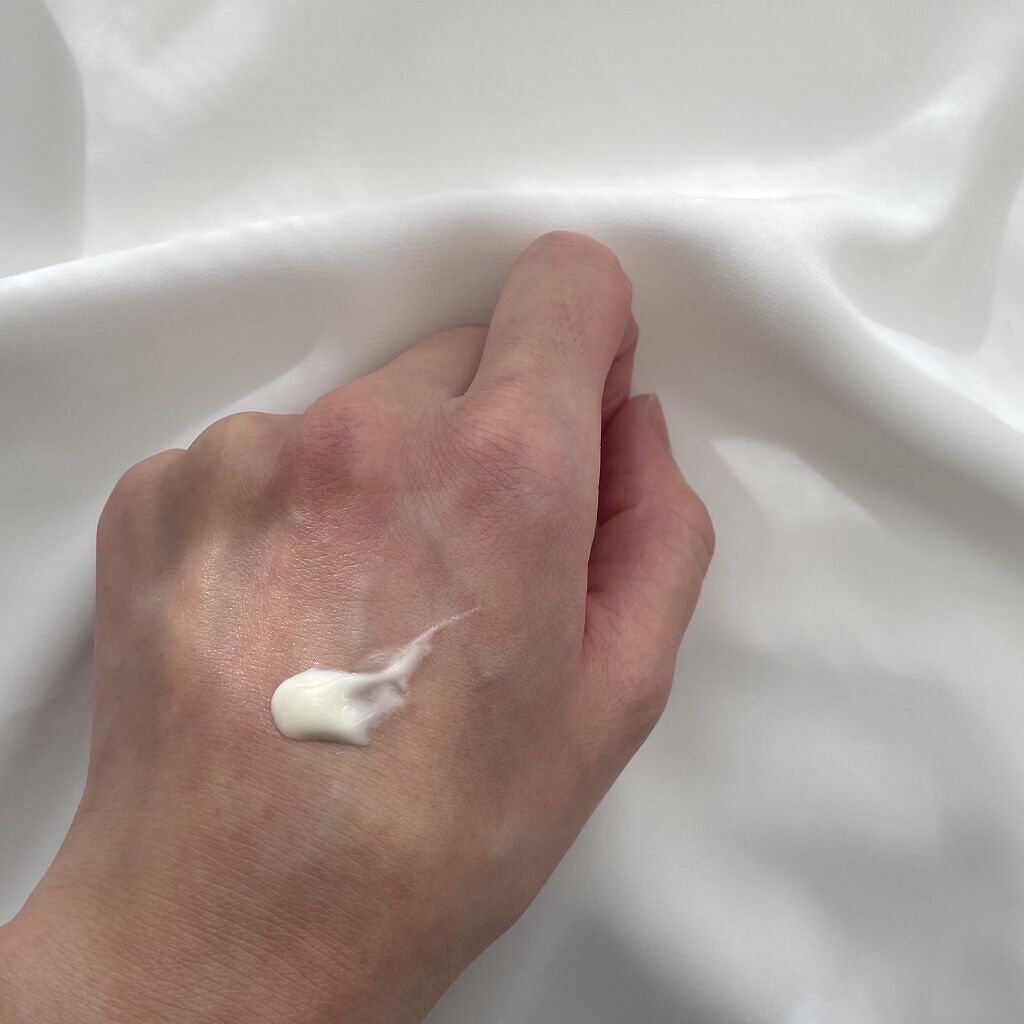 シアーナクリーム/マルティナ オーガニックスキンケア/フェイスクリームを使ったクチコミ（3枚目）